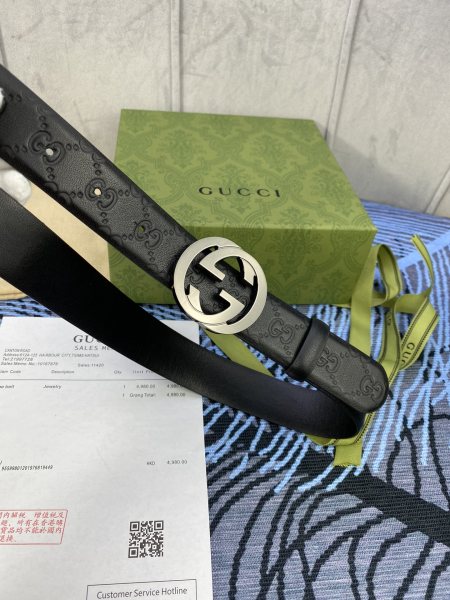 Streetwear  Belt Gucci Signature