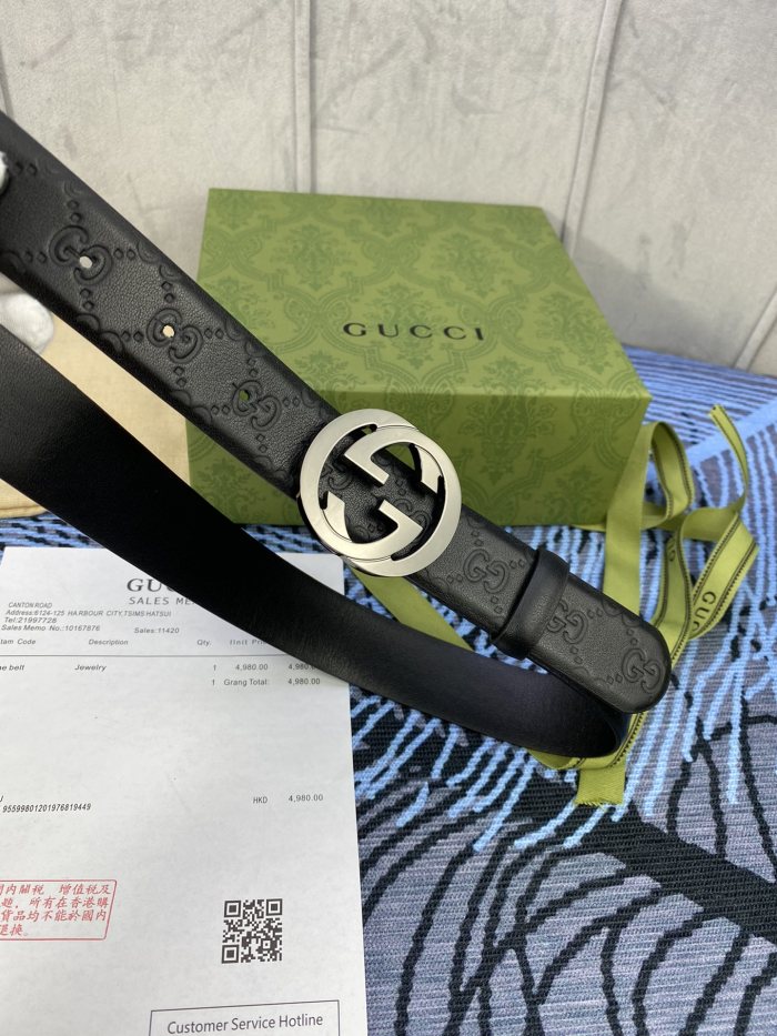 Streetwear  Belt Gucci Signature