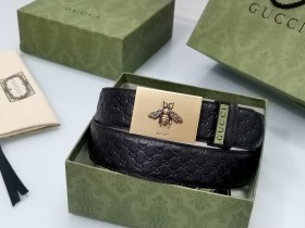 Streetwear  Belt Gucci Signature