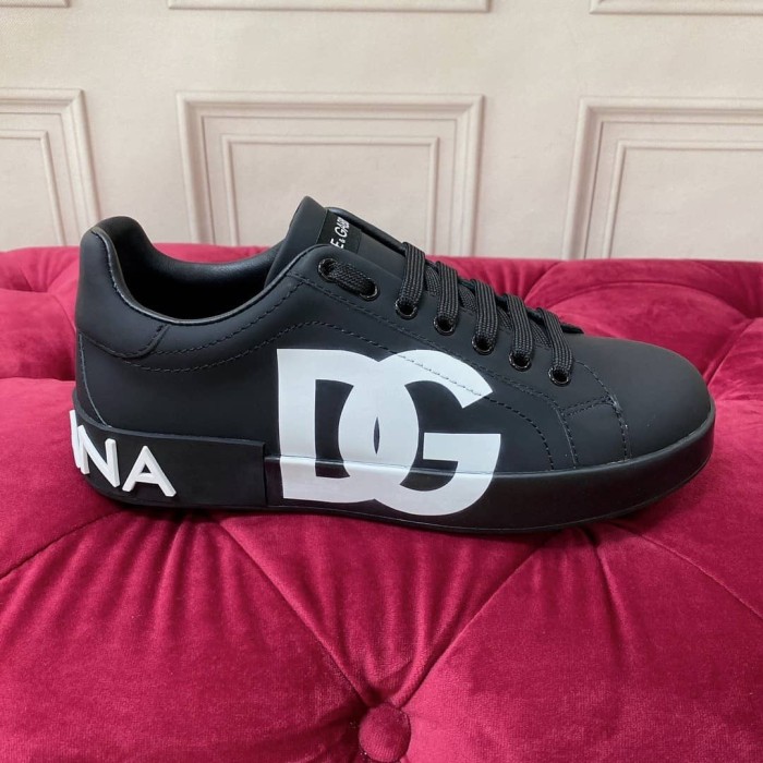 Dolce & Gabbana Low Tops Sneakers 232