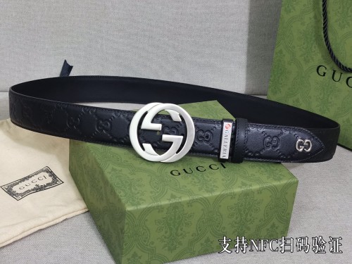 Streetwear  Belt Gucci Signature