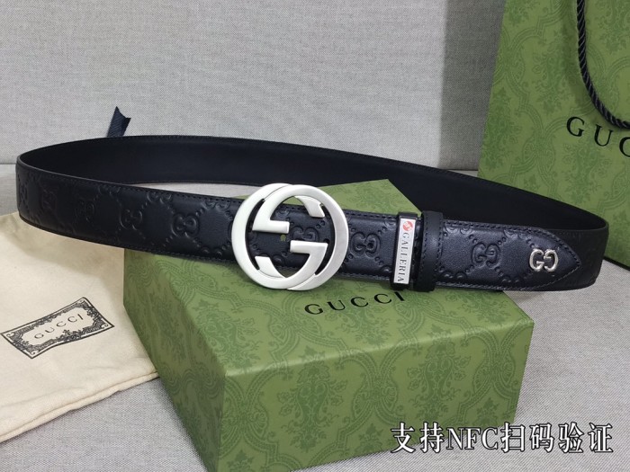 Streetwear  Belt Gucci Signature