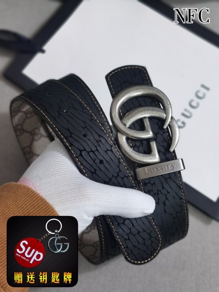 Streetwear  Belt Gucci 160346