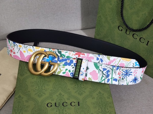 Streetwear  Belt Gucci Signature