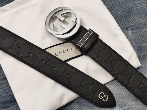 Streetwear  Belt Gucci Signature