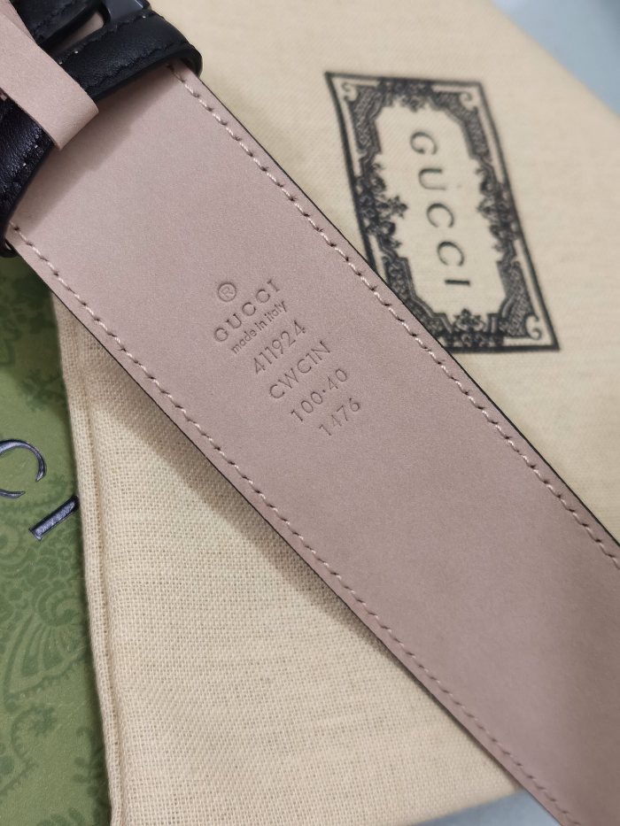 Streetwear  Belt Gucci Signature