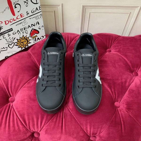 Dolce & Gabbana Low Tops Sneakers 232