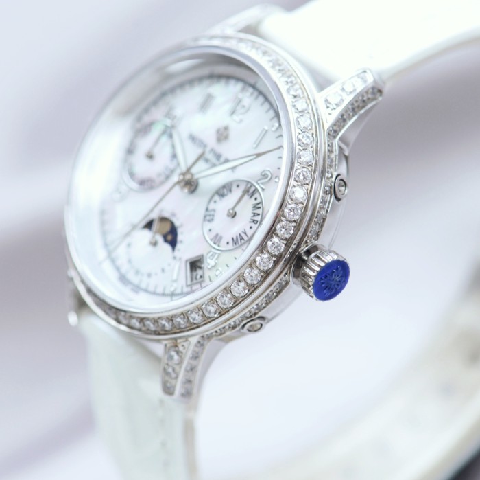 Watches Patek Philippe LADIES FIRST 314507 size:35*10 mm