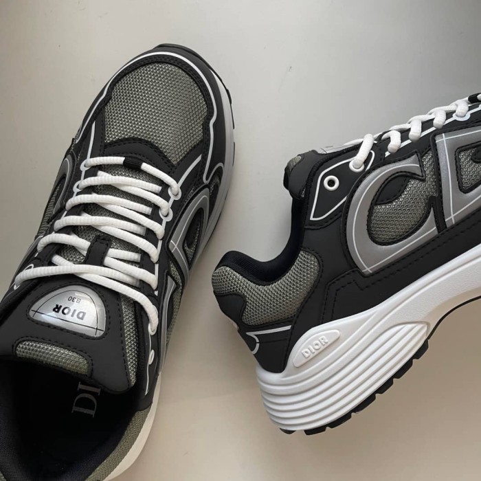 Dior B30 SNEAKER Deep Green Mesh and Black Technical Fabric