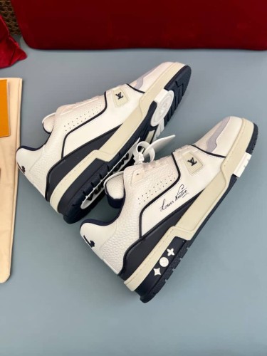 Louis Vuitton Trainer Marine White