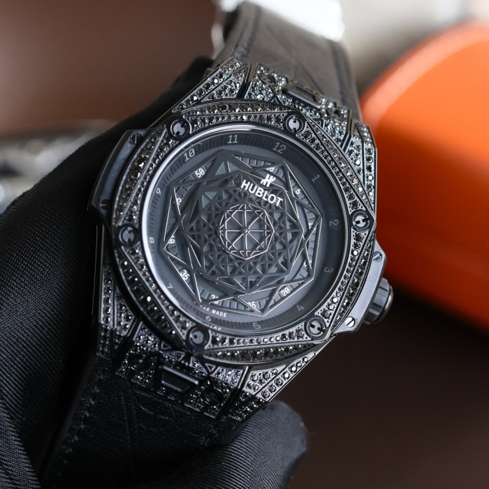 Watches Hublot 315799 size:43*13 mm