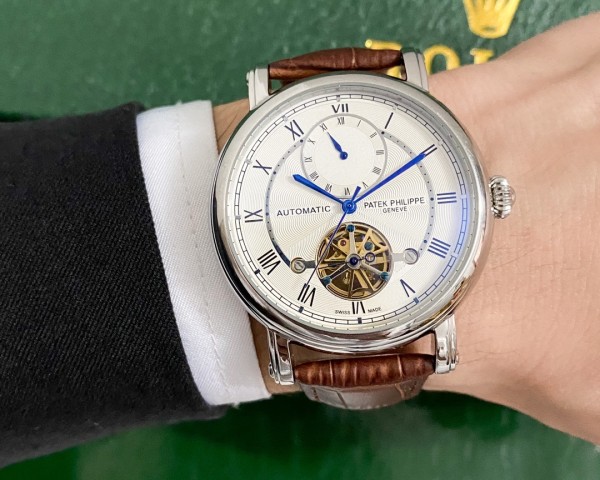 Watches Patek Philippe 314277 size:42 mm