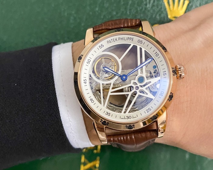 Watches Patek Philippe 314273 size:42 mm