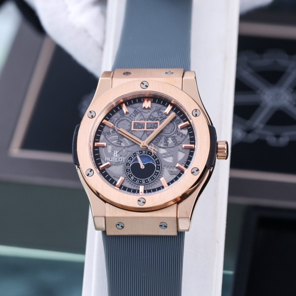 Watches Hublot 315799 size:43*13 mm