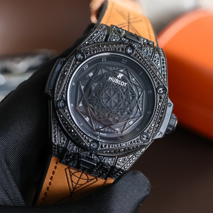 Watches Hublot 315799 size:43*13 mm