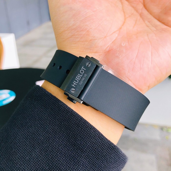 Watches Hublot Big Bang 315663 size:45 mm