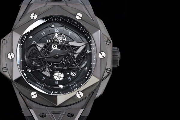 Watches  Hublot Big Bang Sang Bleu II 315744 size:45 mm