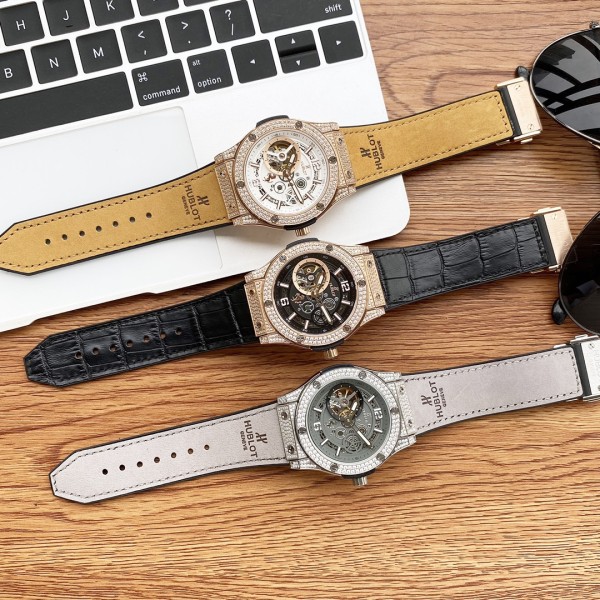 Watches Hublot  315716 size:44*13 mm