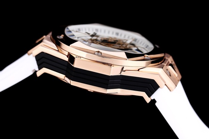 Watches  Hublot Big Bang Sang Bleu II 315747 size:45 mm