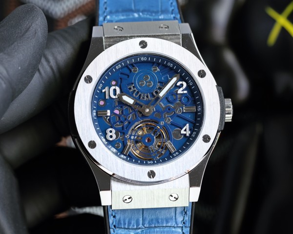 Watches  Hublot 315793 size:45*13 mm