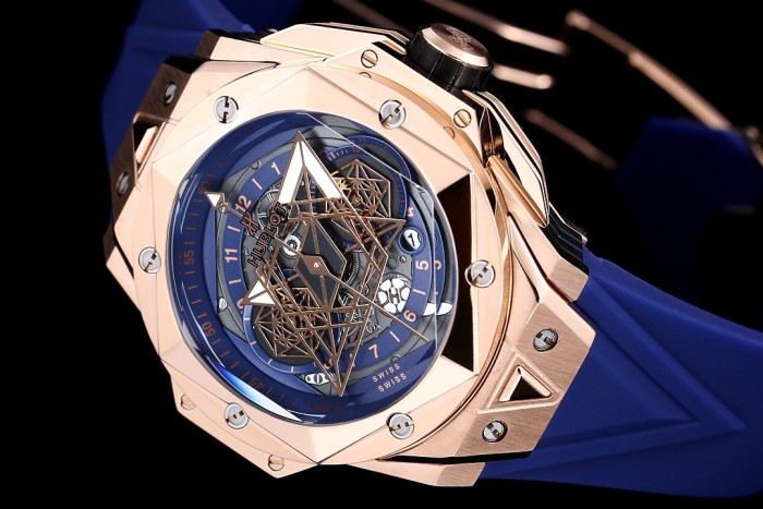 Watches  Hublot Big Bang Sang Bleu II 315746 size:45 mm