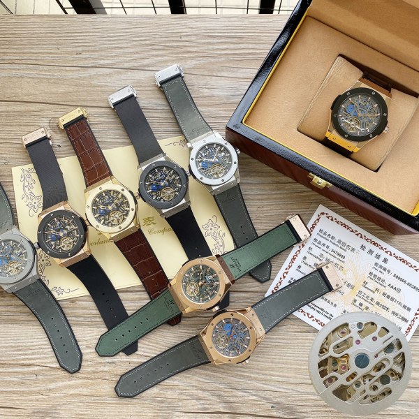 Watches Hublot  315682 size:45*13 mm