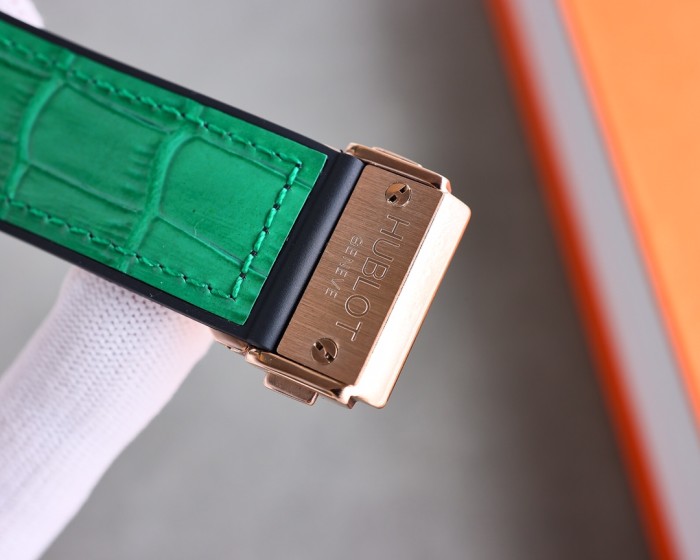 Watches  Hublot 315886 size:43*13 mm