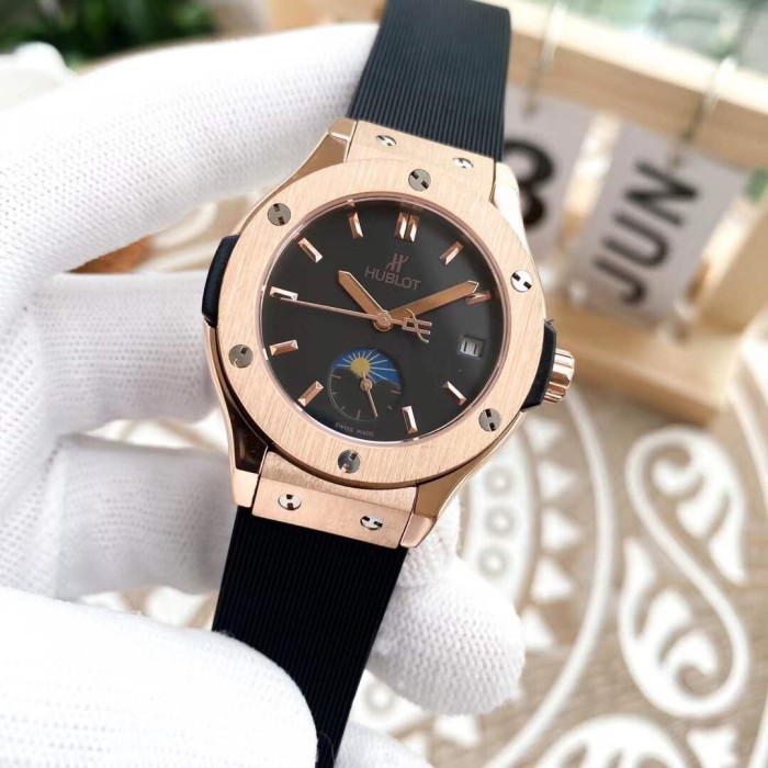 Watches Hublot  315723 size:33*13 mm