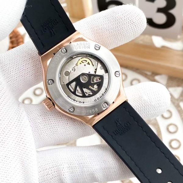 Watches Hublot  315723 size:33*13 mm