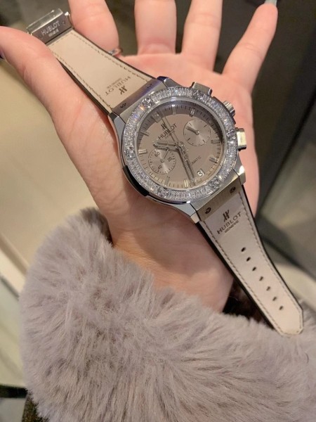 Watches Hublot  315698 size:38 mm