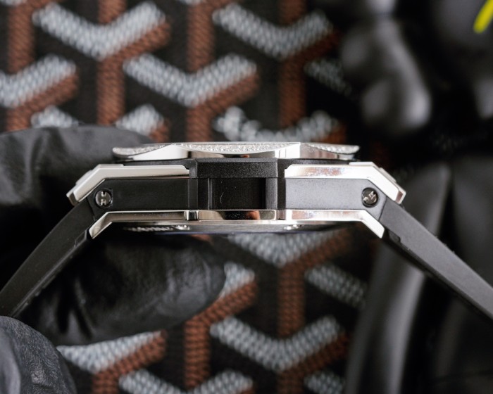 Watches  Hublot 315780 size:42*12 mm