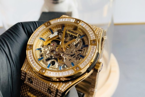 Watches Hublot  315708 size:45*15 mm