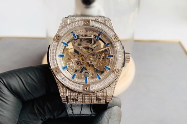 Watches Hublot  315711 size:44*13 mm