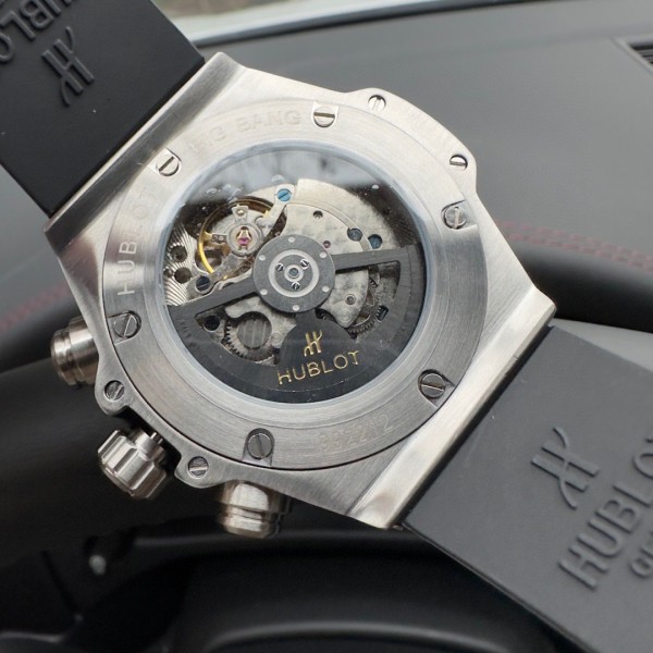 Watches  Hublot 315890 size:46*13 mm
