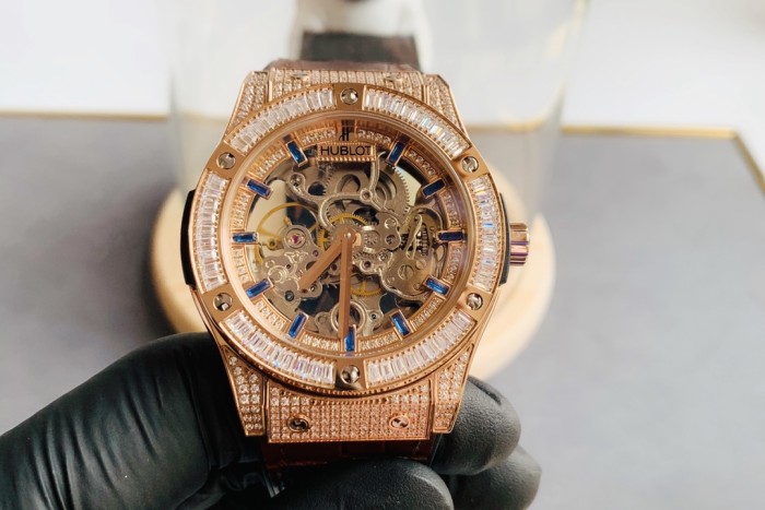 Watches Hublot  315711 size:44*13 mm