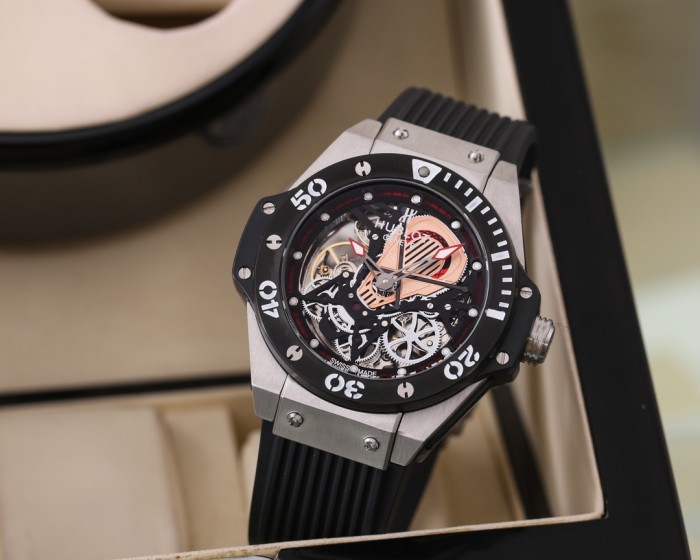 Watches Hublot  315694 size:43*12 mm