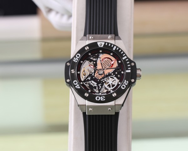 Watches Hublot  315695 size:43*12 mm