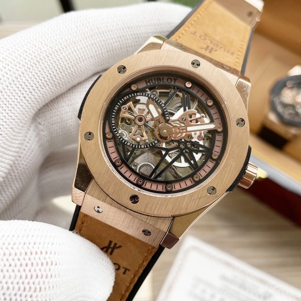 Watches  Hublot 315742 size:43*13 mm