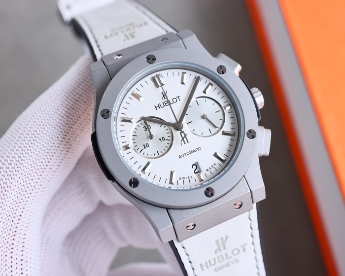 Watches  Hublot 315886 size:43*13 mm