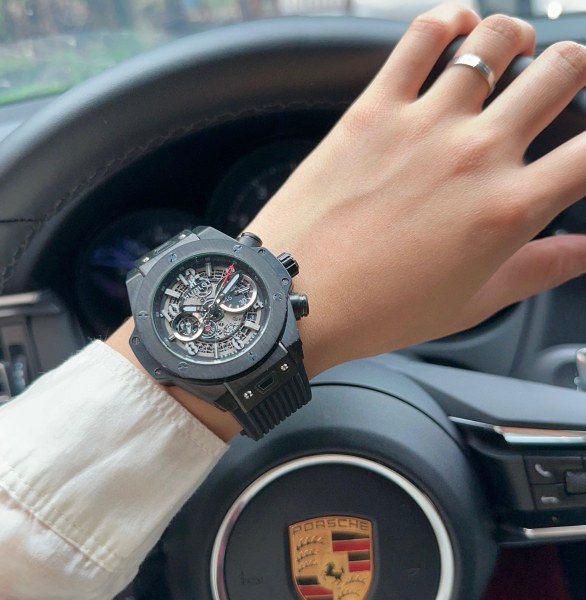 Watches  Hublot 315892 size:46*13 mm