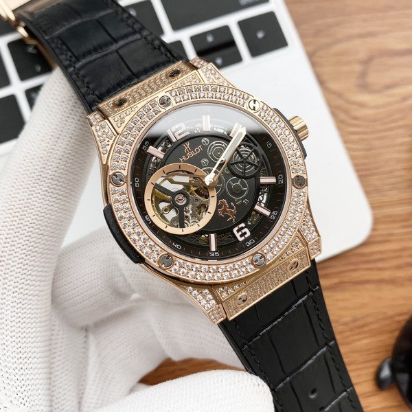 Watches Hublot  315716 size:44*13 mm