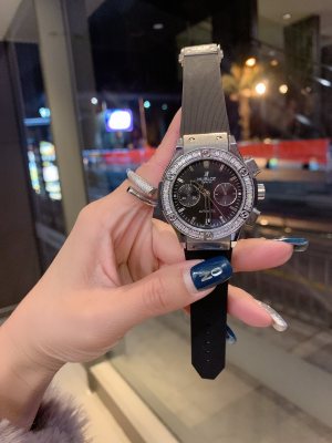 Watches Hublot  315693 size:43*12 mm