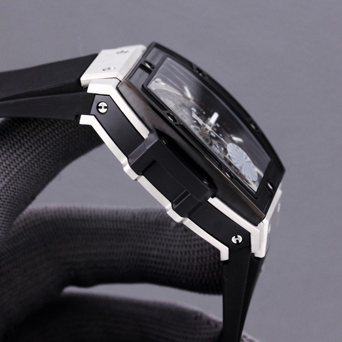 Watches  Hublot SPIRIT OF BIG BANG 315772 size:45 mm