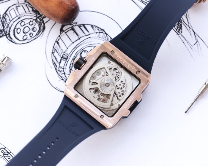 Watches  Hublot 315885 size:43*13 mm