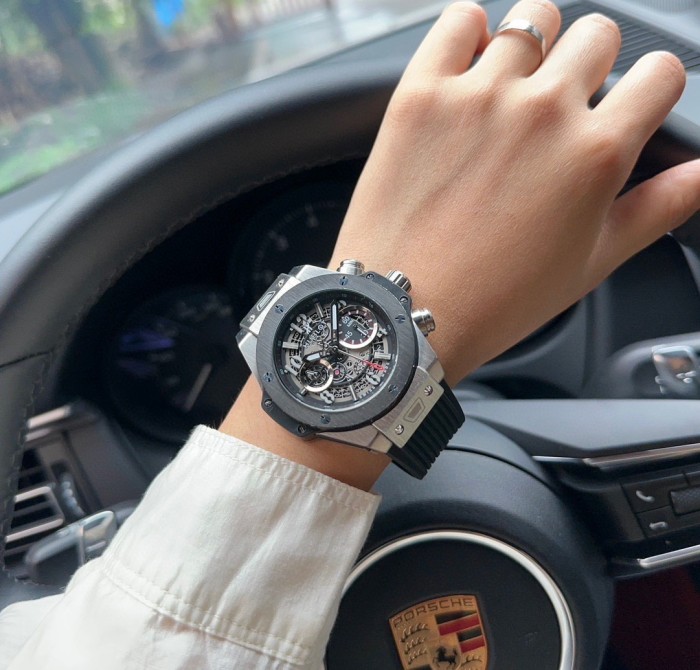 Watches  Hublot 315890 size:46*13 mm