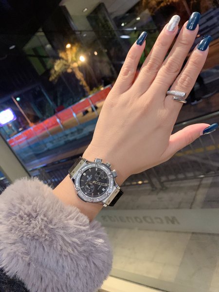 Watches Hublot  315696 size:38 mm