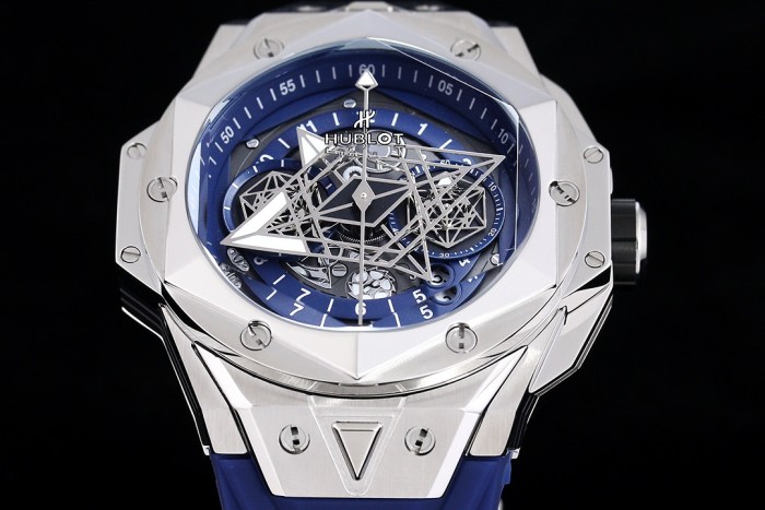 Watches  Hublot Big Bang Sang Bleu II 315749 size:45 mm