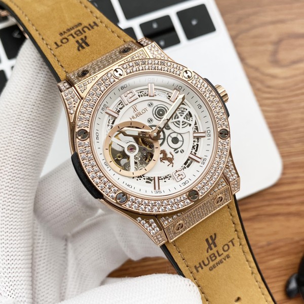 Watches Hublot  315716 size:44*13 mm