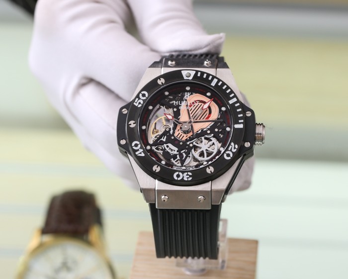 Watches Hublot  315694 size:43*12 mm