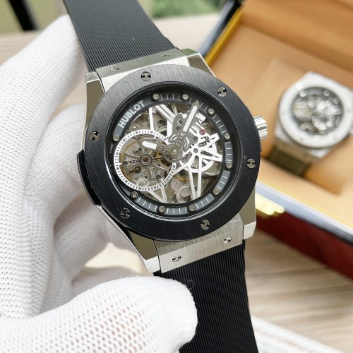 Watches  Hublot 315743 size:43*13 mm